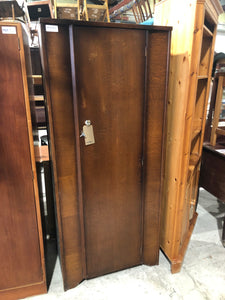 Vintage Single Wardrobe